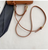 Bolso de mano de empalme de color en contraste de textura premium bolso de mensajero de hombro retro casual de nueva moda para mujer - details 10