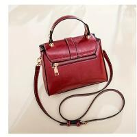Bolso Cruzado de Cuero Genuino Premium Diseño Clásico, Cierre con Snap, Correa Ajustable, Tono Dorado, Perfecto para Uso Diario, Viajes, Trabajo - details 4