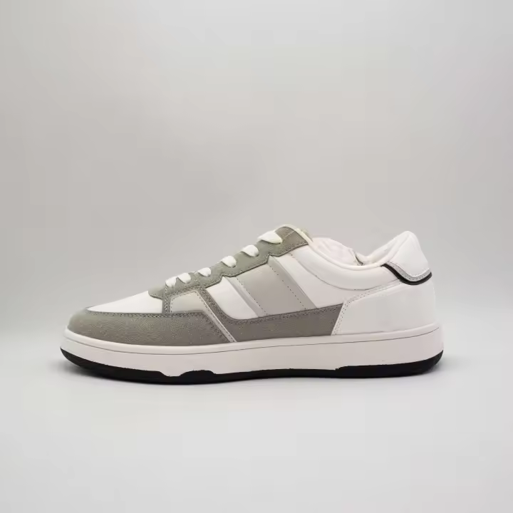 Parte superior de lona de los zapatos deportivos corrientes ocasionales de los hombres del logotipo que andan en monopatín de moda - 1
