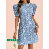 Vestido de verano nuevo para mujer con mangas abullonadas, textura jacquard y cuello redondo. - details 1
