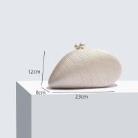 2025 Señoras europeas y americanas Nuevo hombro Crossbody Concha de forma especial Acrílico Moda Boda Cena Bolso de mano Mochila de lujo de alta gama - details 0