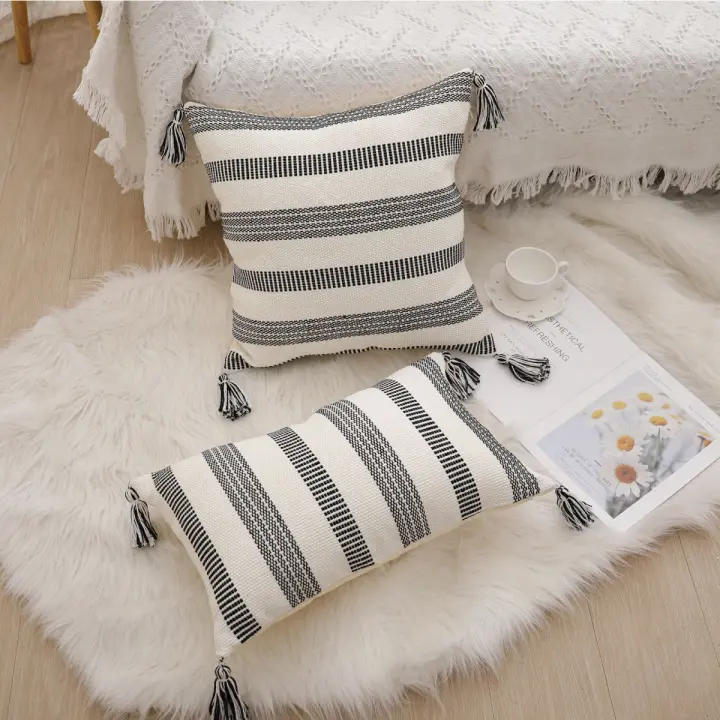 Almohada de cojín con borlas bohemias tejida de algodón puro nórdico - 1