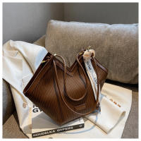 Bolso de Cuero para Mujer de Gran Capacidad Bolso Complemento Casual para Todos los Mancuernos - details 20
