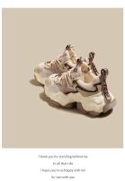 Zapatos deportivos de suela gruesa informales transpirables de cuero genuino para mujer que mejoran la altura - details 3