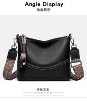 Bolso callejero de cuero genuino, bolso de mujer, bolso de piel de vaca de primera capa, nuevo estilo callejero, bolso de mensajero de hombro de moda versátil, suave de tres capas. - details 16