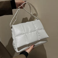 Bolso de hombro de gran capacidad para mujer, bandolera acolchada de diseño de lujo, a la moda, a cuadros, para axila - details 3