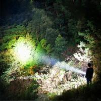 Linterna LED de Alta Potencia Recargable ABS, Batería de Litio, Brillo Blanco de 1,410lm, Impermeable, Portátil, Múltiples Componentes de Luz para el Hogar y al Aire Libre - details 12