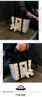 Bolso para mujer marca Hong Kong marca avanzada Qin2025Nueva bolsa de cubo portátil con contraste de un solo hombro para cesta de verduras - details 12