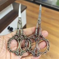 Tijeras de Manicura Profesionales de Acero Inoxidable Vintage Herramienta de Cuidado de Uñas para Precisión de Belleza Corte de Pelo Facial y Pestañas - details 0