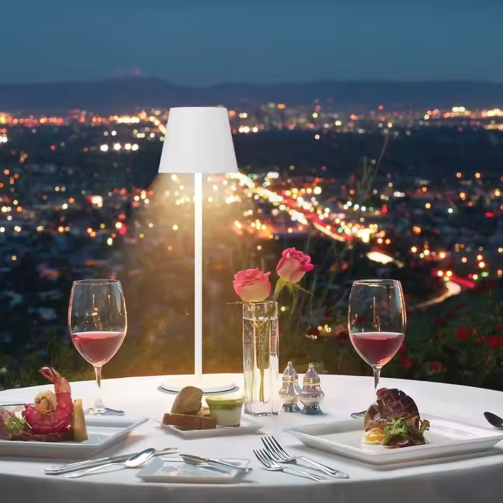 Lámpara LED de Mesa Recargable Regulable, 5500mAh Inalámbrica, Luz Cálida (2700K/4000K/6000K) IP54, para Exteriores/Interiores - Restaurantes Dormitorio Bares (Verde) - 1