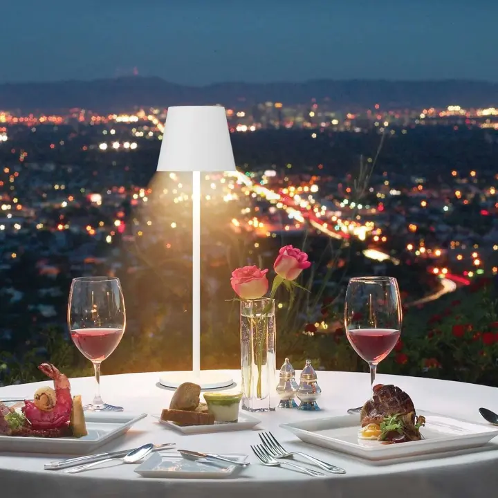 Lámpara LED de Mesa Recargable Regulable, 5500mAh Inalámbrica, Luz Cálida (2700K/4000K/6000K) IP54, para Exteriores/Interiores - Restaurantes Dormitorio Bares (Verde) - 1