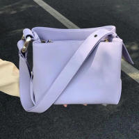 Bolso de compras informal con bandolera y asa de moda - details 0