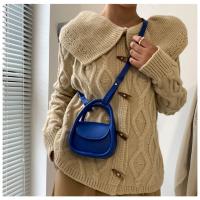 Diseñador de Moda Mini Bolso Negro Marrón Bolso de Hombro de Cuero con Tapones - details 17