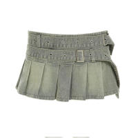 BUNO-Mini falda vaquera vintage de cintura baja, falda plisada con cinturón grande y hebilla cuadrada, moda de verano 2025 - details 5