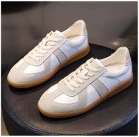 2023 nuevos zapatos blancos de mujer de fondo plano de cuero popular - details 8