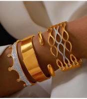 Kit de pulsera de diseño cuadriculado Pulsera de moda de Maple inoxidable surrounded para mujer Shining surface vintage Joyería de lujo - details 2
