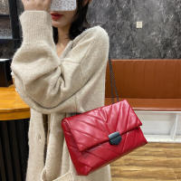Bolso cruzado de cuero PU con hilo de bordado para mujer, bolso de cadena para hombro, bolso de mujer de marca de gran capacidad - details 16