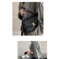 Bolso pitot negro de gran capacidad para mujer 2025 nuevo bolso de mensajero de viaje de moda de alta gama - details 7