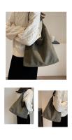 Bolso de hombro de gamuza de gran capacidad para mujer, bolso de viaje informal Simple, bolsos Retro, Otoño e Invierno - details 7