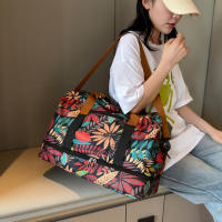 Bolsa de viaje de gran capacidad con separación de ropa seca/húmeda: tela Oxford duradera, ligera y plegable, elegante diseño cruzado para hombres y mujeres - details 5