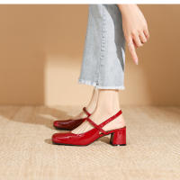 Zapatos de tacón cuadrado con tiras y charol con punta cuadrada - details 23