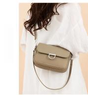 Bolso Cruzado de Cuero Genuino para Mujer - Bolso Cuadrado Pequeño con Correa Ajustable y Cierre de Cremallera, Elegante para Uso Diario y Formal en Beige/Negro/Blanco - Bolso Compacto para Mujer para Uso Casual, Oficina, Fiestas - Diseño Duradero y Fácil - details 36
