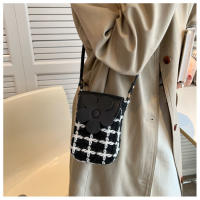 Bolso pequeño de estilo coreano con diseño de nicho para mujer, nuevo bolso para teléfono a cuadros a la moda, bolso cruzado de lana de verano, pequeño bolso cuadrado - details 10