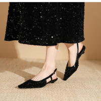 Zapatos de tacón bajo puntiagudos con lentejuelas plateadas - details 11