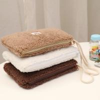 Bolsa de Maquillaje de Oso de Peluche de Alta Capacidad Ideal para Viajes Organizador de Labiales - details 3