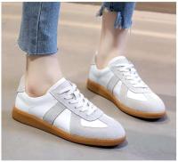 2023 nuevos zapatos blancos de mujer de fondo plano de cuero popular - details 7
