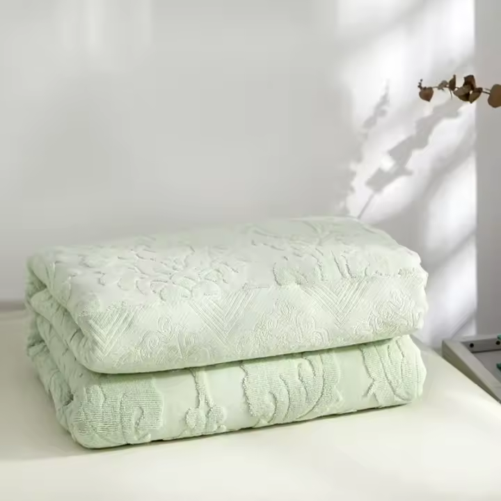 Manta de Algodón Jacquard Suave y Transpirable Ideal para Hogar y Sofá Cubierta de Cama de Verano - 1