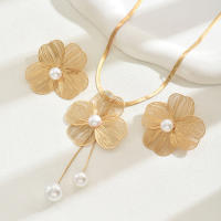 Conjunto de pendientes de collar para mujer Cadena de clavícula larga de nicho con diseño de perlas con incrustaciones de flores versátiles - details 2