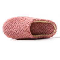 Espina de pescado gamuza interior masculino y femenino parejas hogar zapatillas de algodón térmico. - details 13