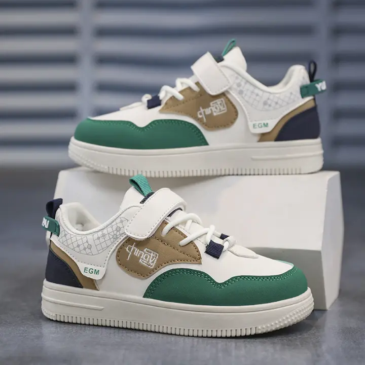 Niños 2025 verano nuevas zapatillas deportivas transpirables de malla para niños zapatos de media suela y mayor descanso de suela suave para niños - 1
