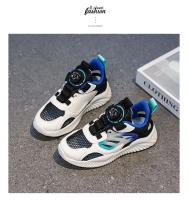 Sandalias de niños 2025 nuevo verano deportivas rojas zapatos niños malla transpirable zapatos de playa bolsa cabeza medio y niños mayores - details 5