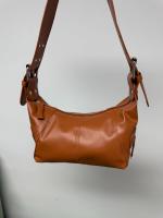 Bolso bandolera de cuero con cremallera, estilo retro europeo y americano, nuevo. - details 33