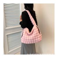 Bolso de hombro tipo bandolera con diseño de nubes plisadas para mujer, bolso de mano de gran capacidad con doble cara y doble tirón - details 27