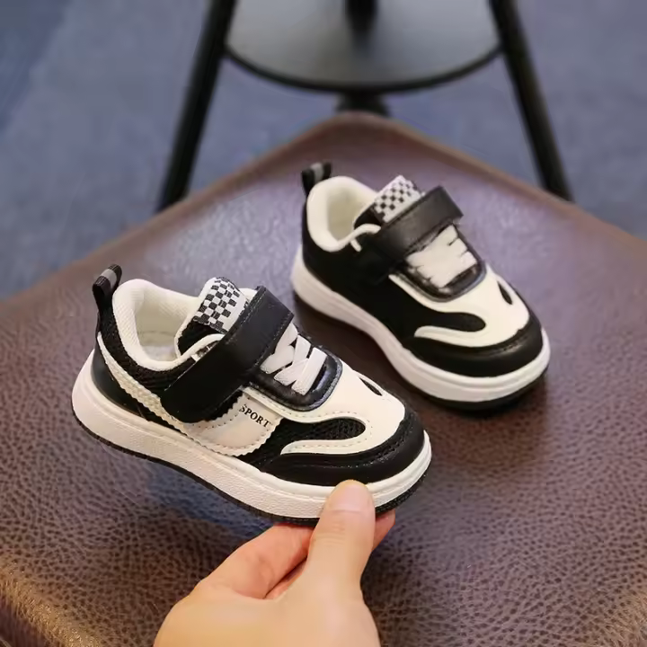 Zapatillas de tenis de malla de aire para niños y niñas, zapatos deportivos versátiles e informales, a la moda, resistentes al desgaste y a prueba de suciedad, novedad de 2024 - 1