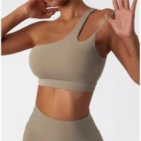 Sujetador a prueba de golpes para mujer con parte de atrás bonita, ropa deportiva para gimnasio y correr, chaleco Fiess, Top con correa Irregular, Material de nailon - details 15