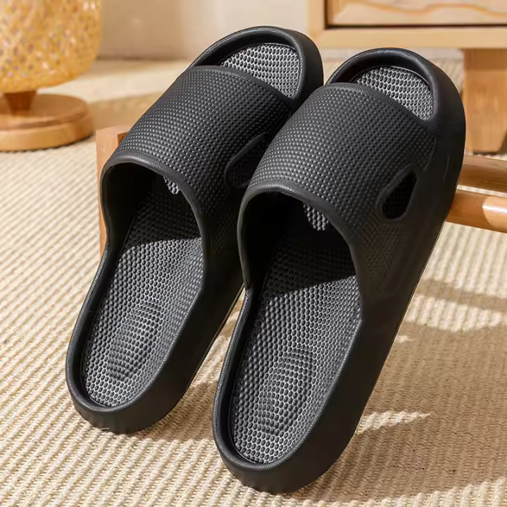 Zapatillas de Casa para Verano 2025 Suelas Gruesas para Hombres y Mujeres Resistentes al Desgaste - 1