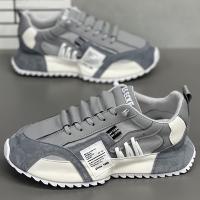 Zapatos cómodos de plataforma de moda para caminar al aire libre, trotar, acampar, zapatillas de deporte con cordones para hombres para todas las estaciones - details 4