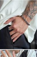 Brazalete con cadena de mano para hombre, pulsera de acero inoxidable, brazalete italiano plateado, poderoso y dominante, joyería de estilo áspero de moda - details 3