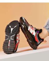 2024 Zapatos deportivos para correr de diseñador para hombre, parte inferior gruesa, cojín de aire, goma, verano - details 19