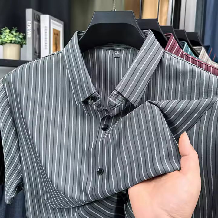 Camisas para Hombres con Rayas Verticales Sin Costuras de Alta Gama Ropa Formal Casual para Hombres Maduros y Jóvenes Manga Corta Moda Hombra - 1