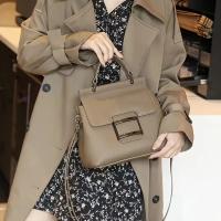 Bolso de hombro de cuero genuino para mujer |   Opciones multicolores |   Gran capacidad con cierre magnético |   Forro de poliéster duradero |   Estilo versátil de bolso cruzado y de mano |   Accesorio elegante para el día a día, bolso bandolera - details 0