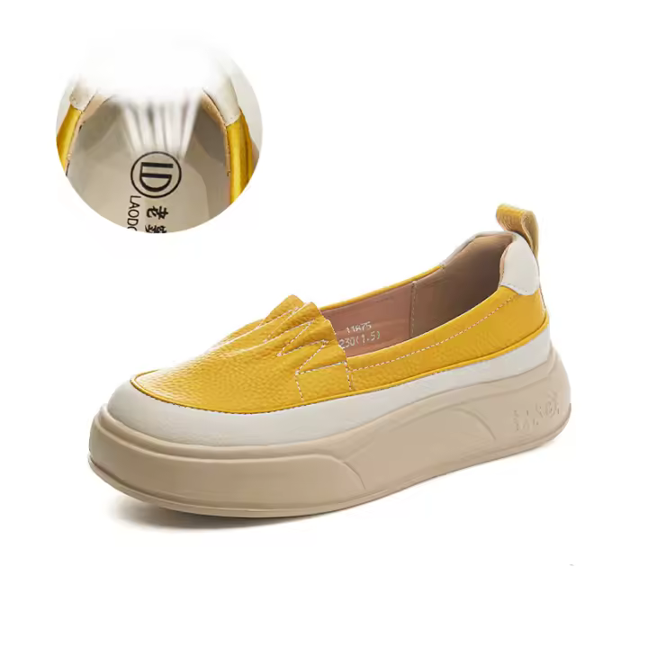 Zapatos blancos pequeños de cuero con suela de espuma, nueva plataforma de un solo pedal, zapatos de mujer retro versátiles, mocasines. - 1