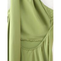 Vestido largo elegante y sexy de satén verde sin espalda para mujer, estilo halter, para fiesta. - details 8