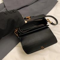 1 bolso elegante de poliéster negro para mujer, bolso cruzado de color sólido con cierre giratorio, correa ajustable, resistente a los arañazos y al desgaste, ideal para ir de compras, citas, viajes de trabajo, bolso pequeño - details 3
