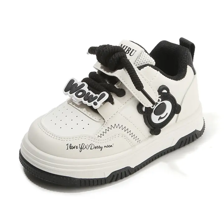 Zapatillas deportivas para niños primavera 2025 zapatos ligeros de dibujos animados para niñas pequeñas zapatos casuales de junta para niños y bebés - 1