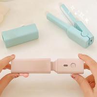 Mini plancha de pelo portátil con USB, plancha de pelo recta para dormitorio, férula de pequeña potencia, flequillo esponjoso, rizador de pelo liso - details 1